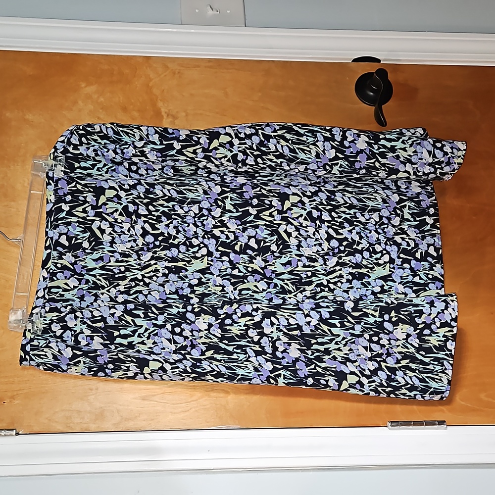 Requirements Size 18 Skirt EUC